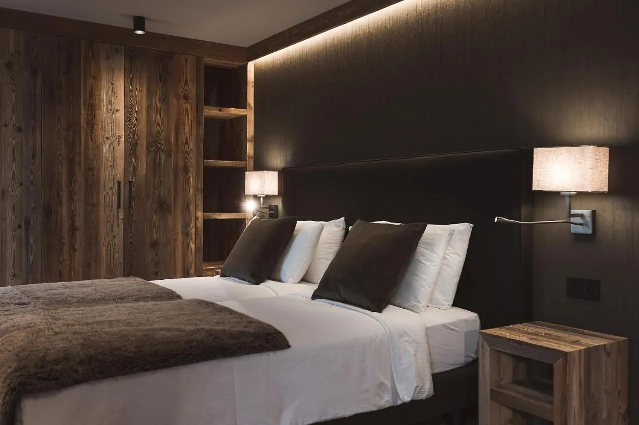 Hotel Alu Mountain Design Bormio 4*,