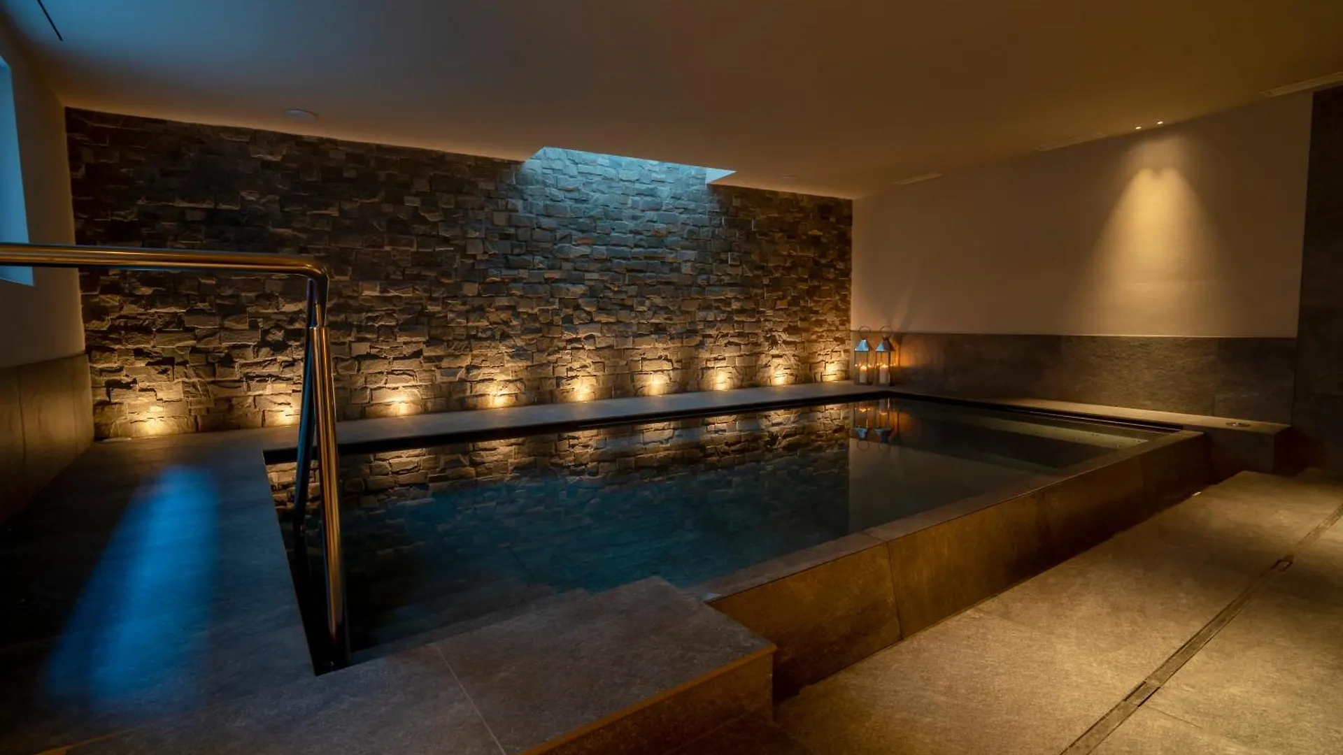 Hotel Alu Mountain Design Bormio 4*,  Italy