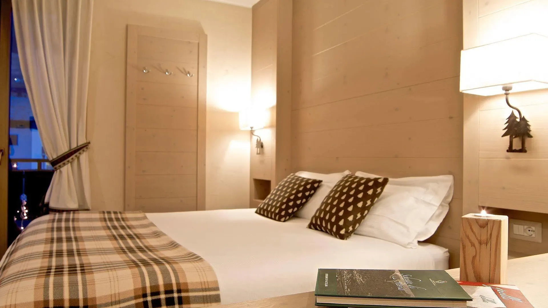 Hotel Alu Mountain Design Bormio 4*,  Italy